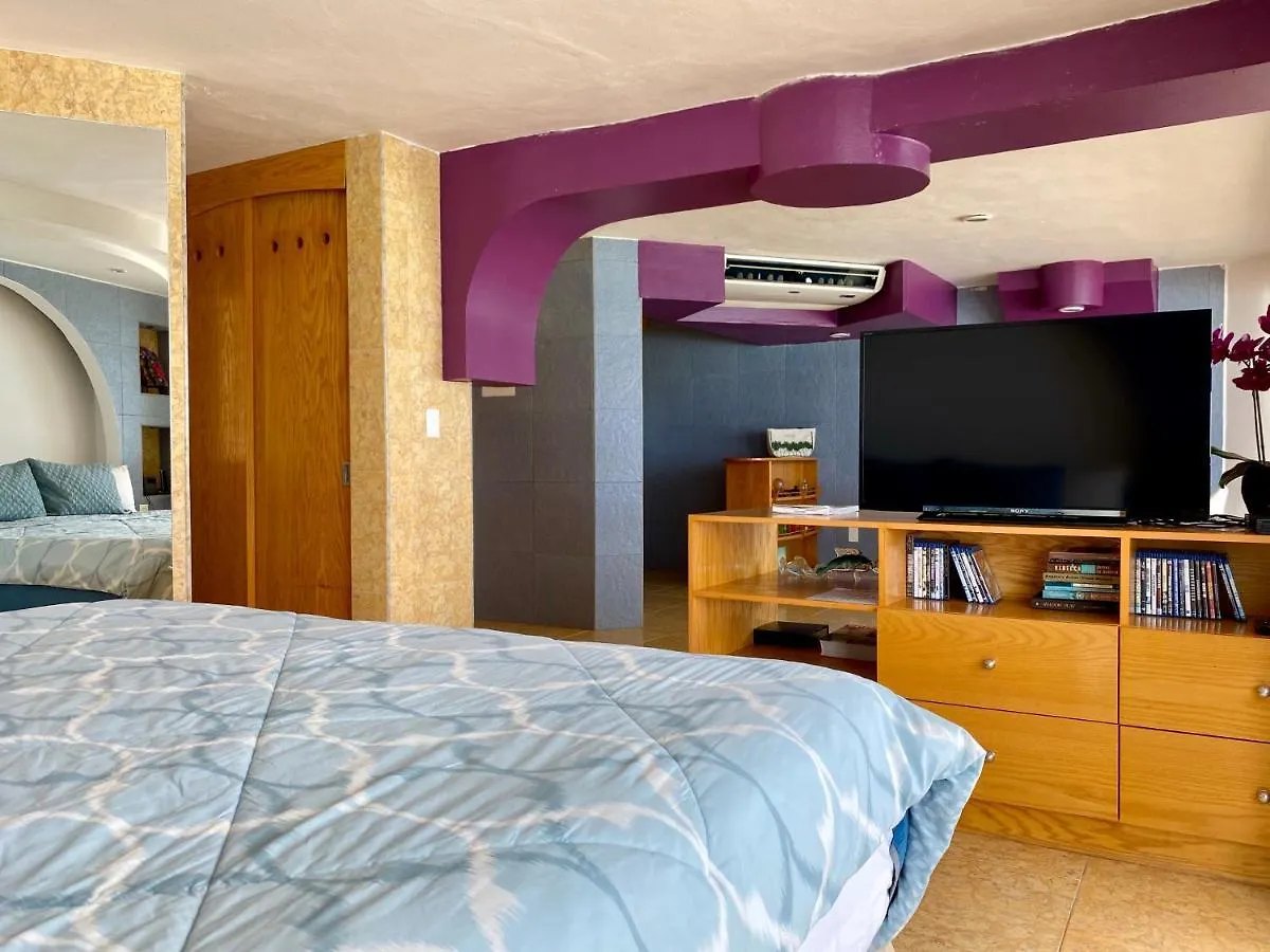 Eight Bedroom Beach House 坎昆 0*,  墨西哥