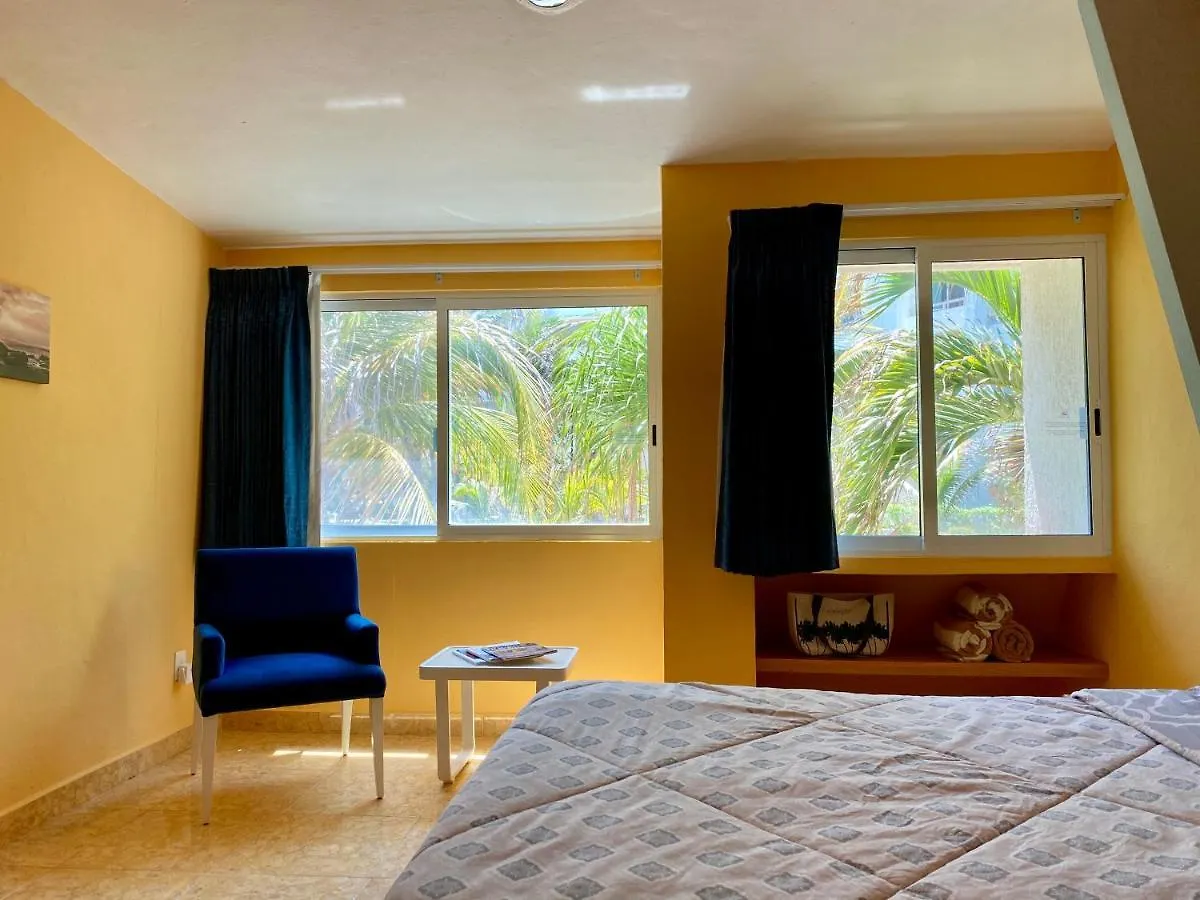 Eight Bedroom Beach House 坎昆 0*,