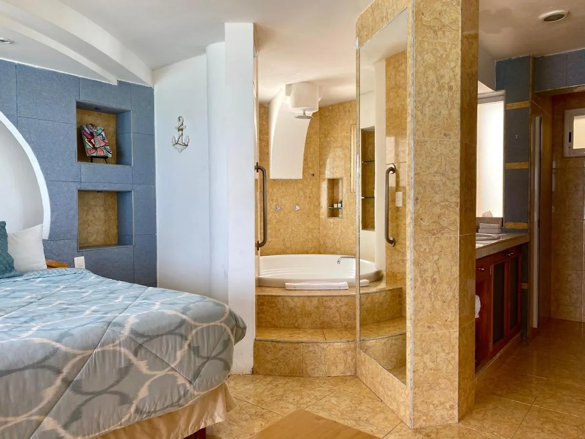 Eight Bedroom Beach House 坎昆 0*,  墨西哥