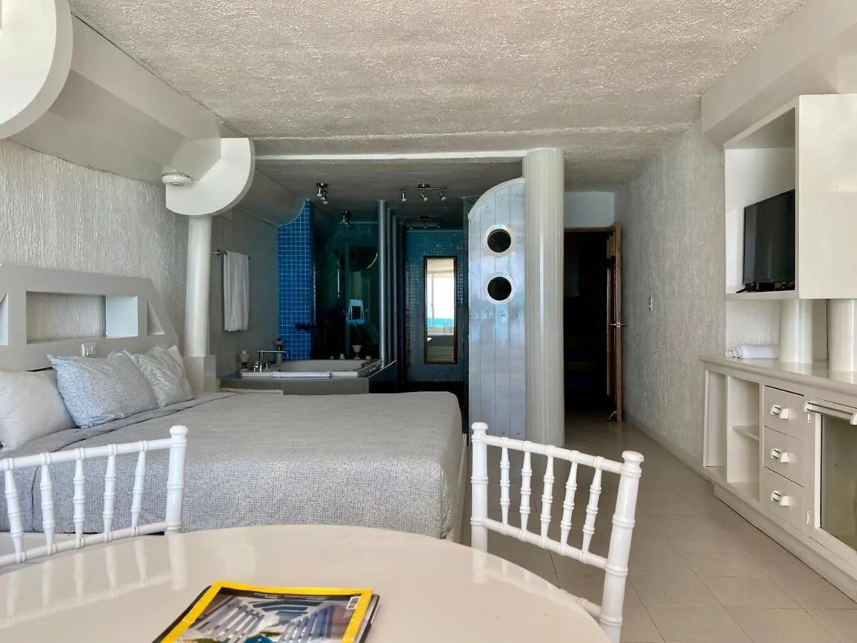 别墅 Eight Bedroom Beach House 坎昆