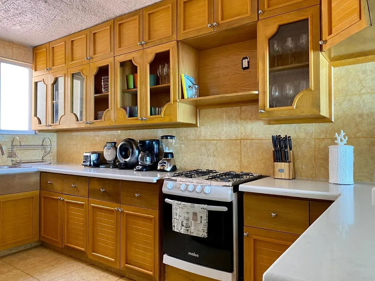 Eight Bedroom Beach House 坎昆 0*,  墨西哥