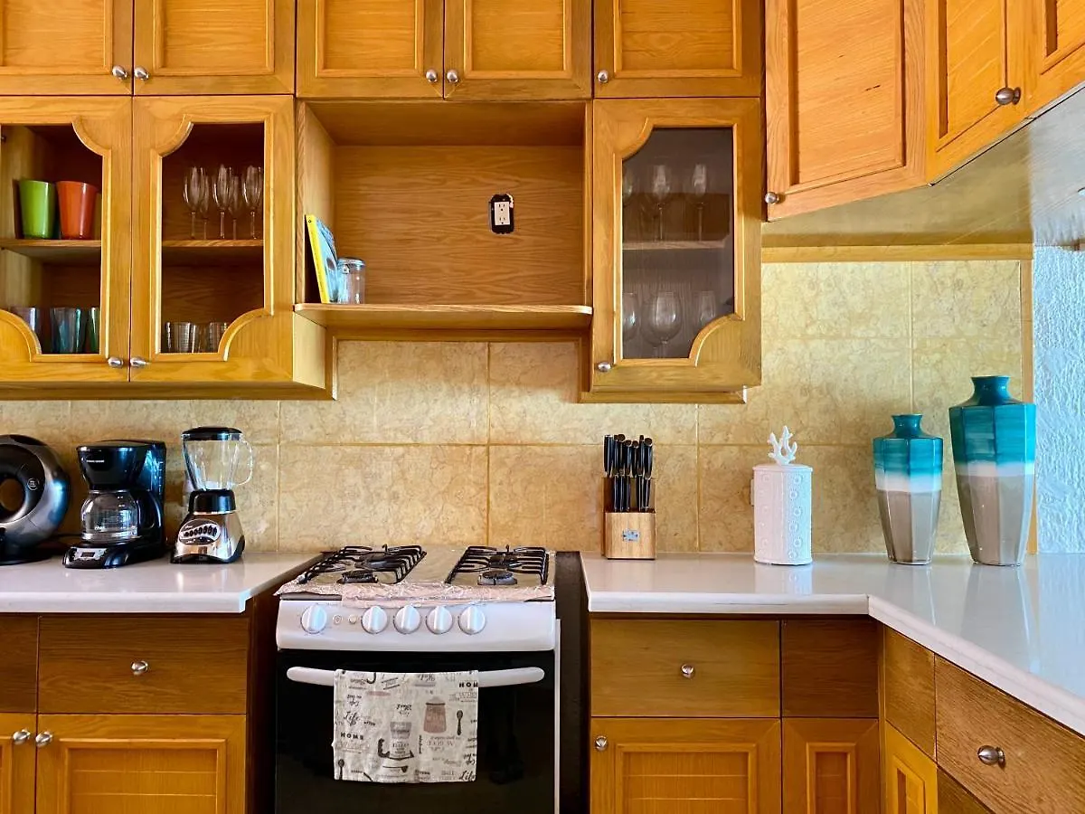 Eight Bedroom Beach House Cancún Villa