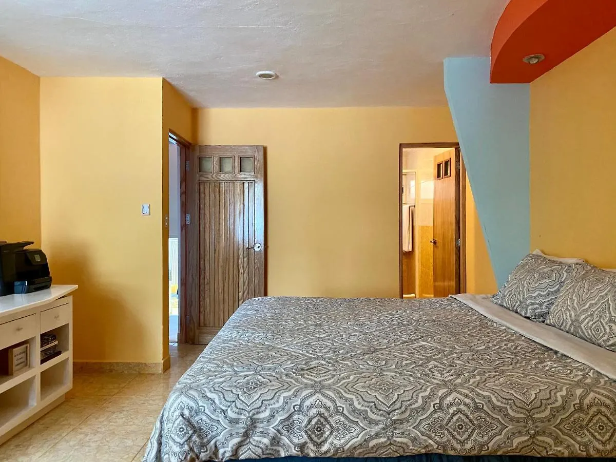 Eight Bedroom Beach House 坎昆 墨西哥